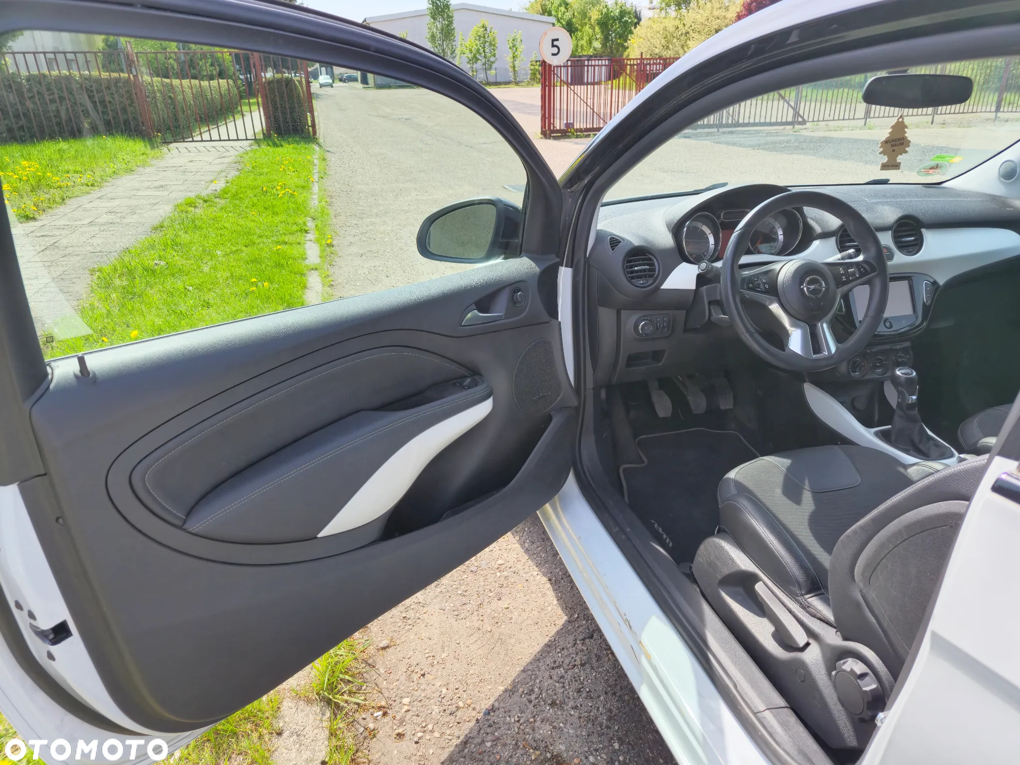 Opel Adam 1.4 Glam - 30