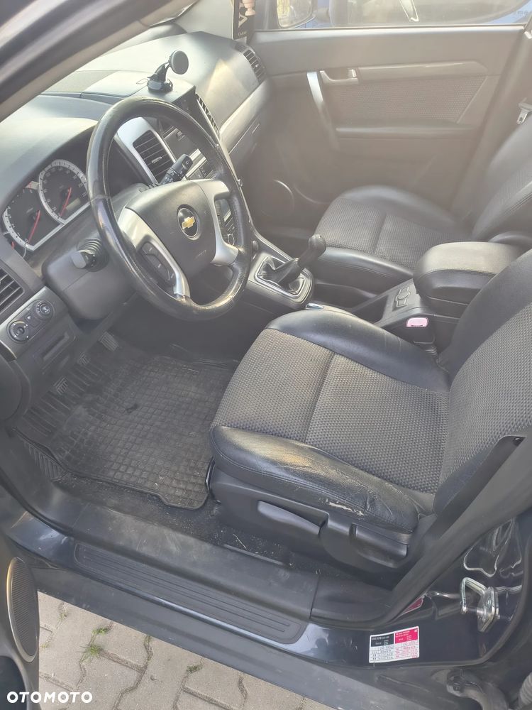 Chevrolet Captiva 2.4 4WD 7 Sitzer LT - 21