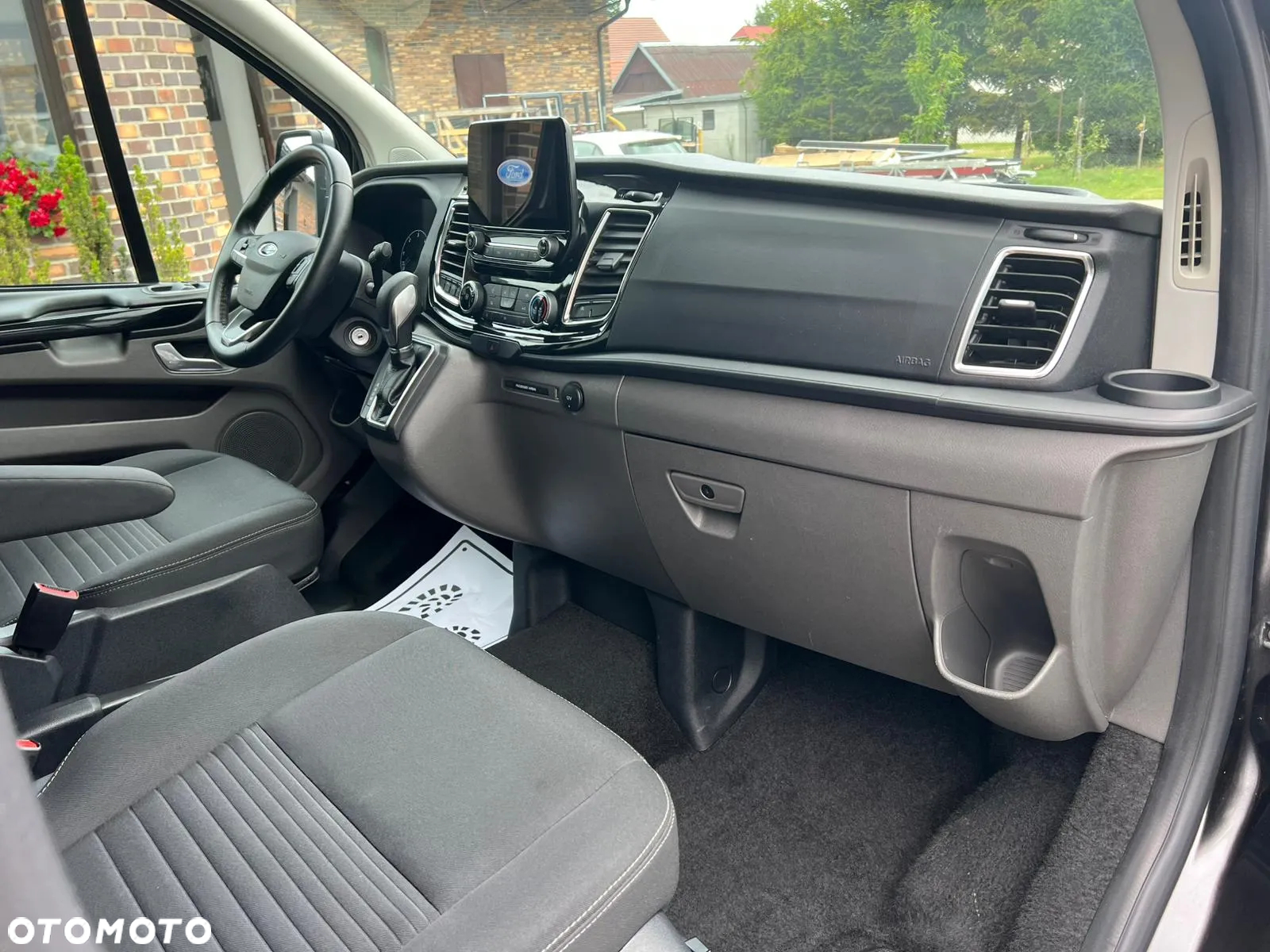 Ford Transit Custom - 11