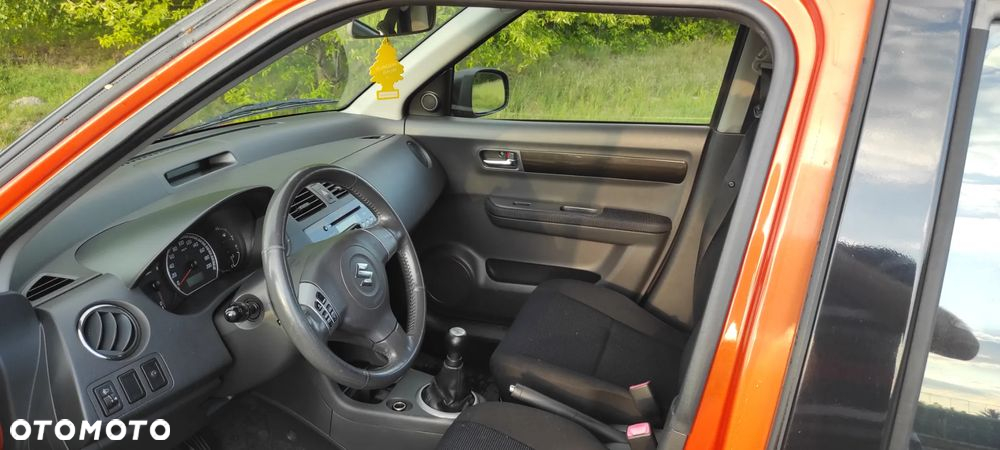 Suzuki Swift 1.3 GLX / Comfort - 8