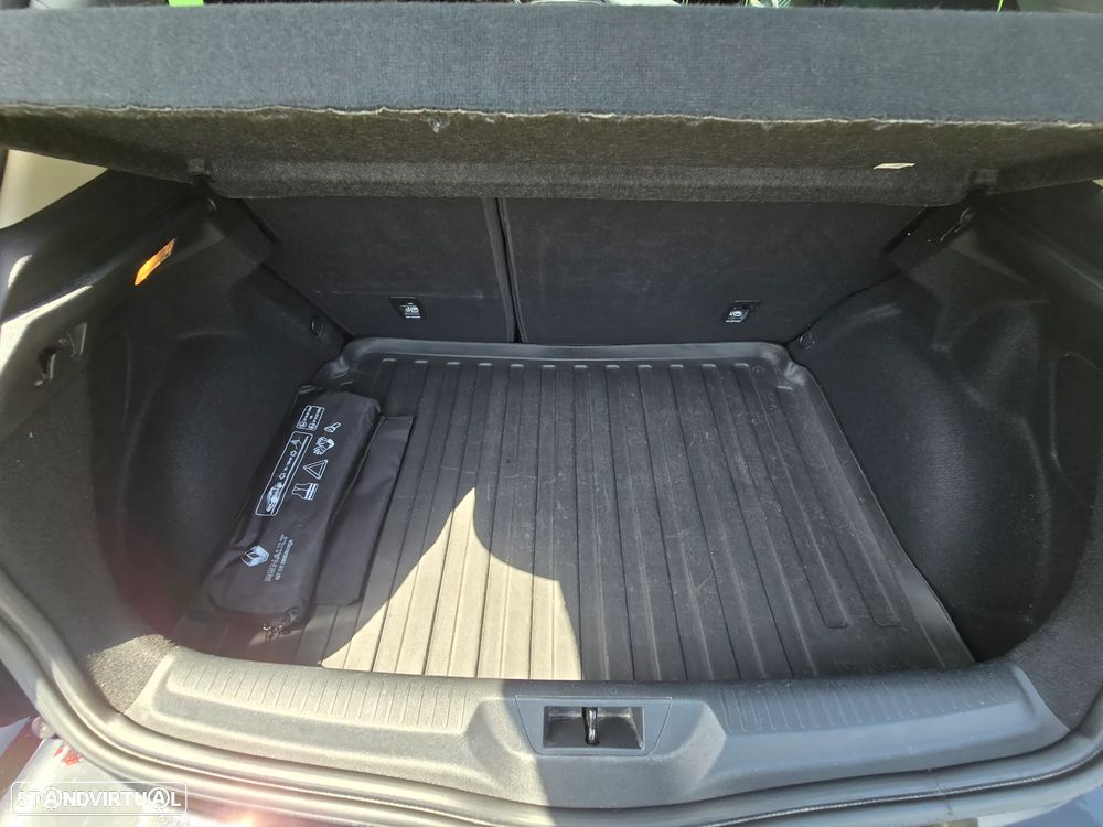 Renault Mégane 1.5 dCi Bose Edition - 12