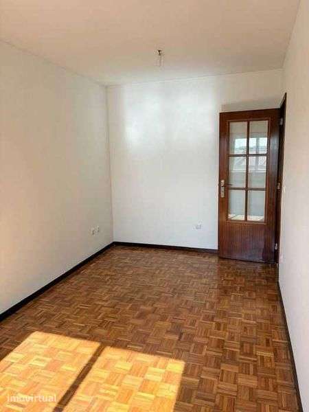 Apartamento T1 em Aver-o-Mar - 300 m da praia - Grande imagem: 5/7
