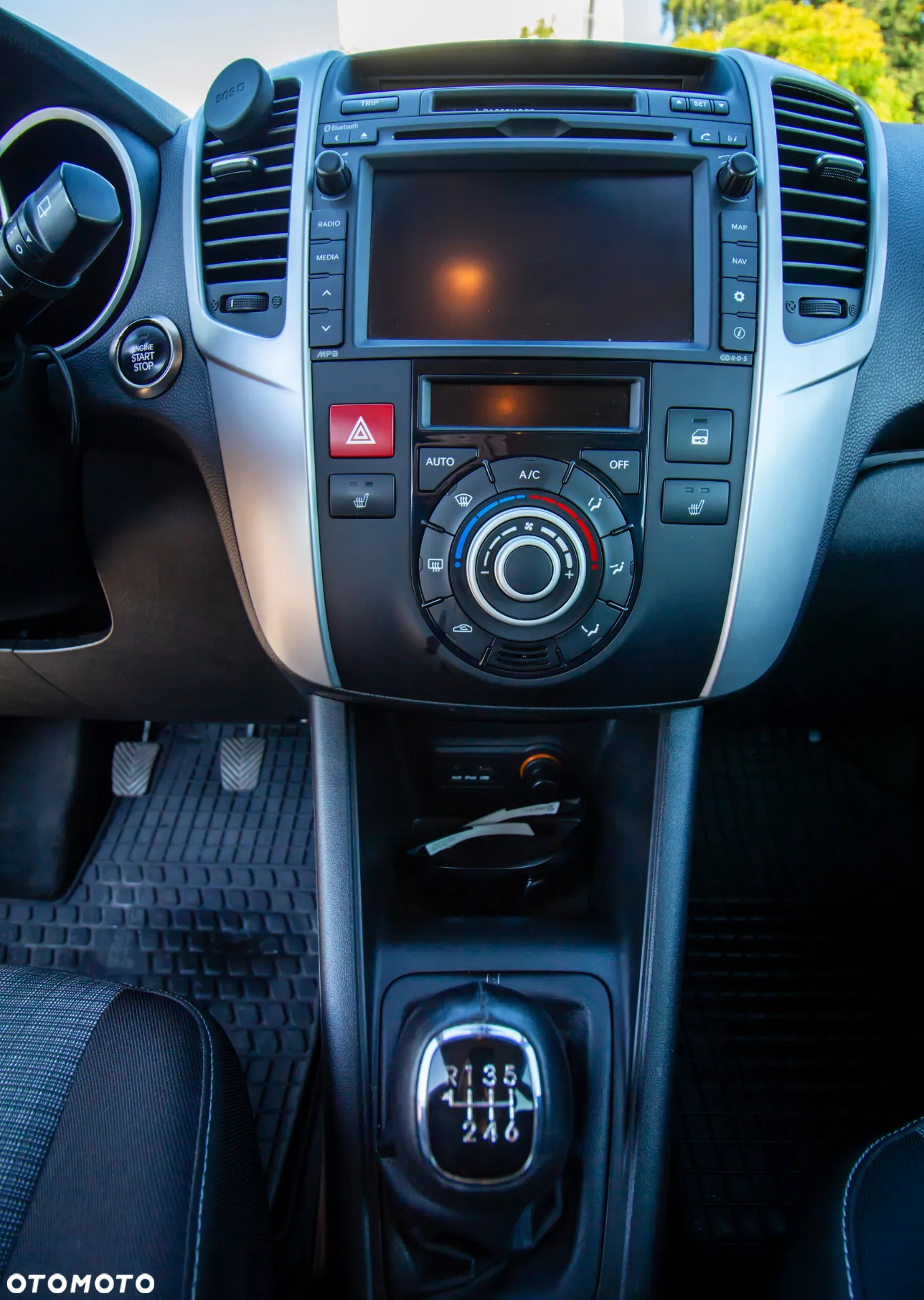 Kia Venga 1.4 CRDi M - 11