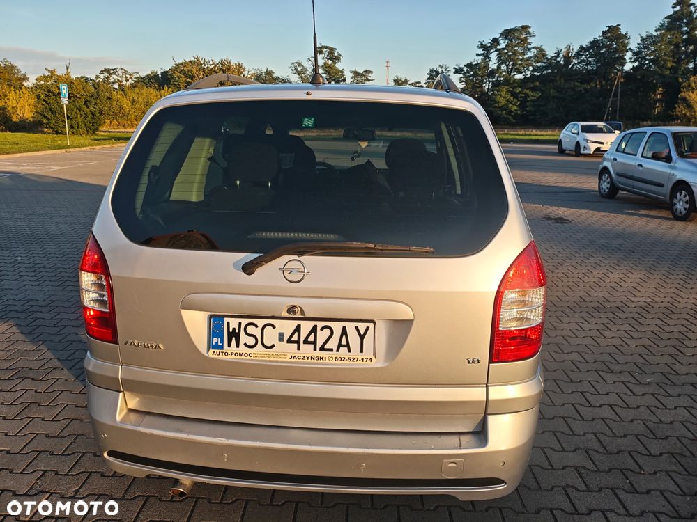 Opel Zafira 1.8 - 5