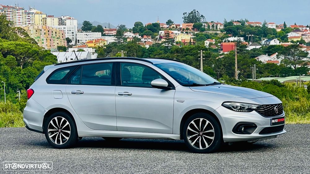 Fiat Tipo Station Wagon 1.3 M-Jet Lounge Tech - 4
