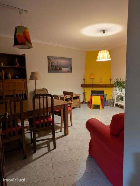 Arrendamento T2 Mindelo perto praia - Grande imagem: 2/6