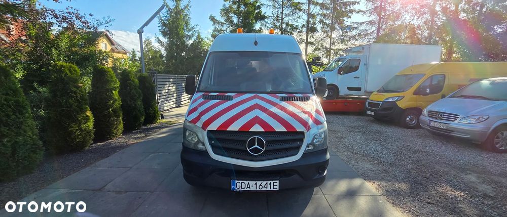 Mercedes-Benz SPRINTER LIFT ŚREDNIAK KLIMATYZACJA - 3