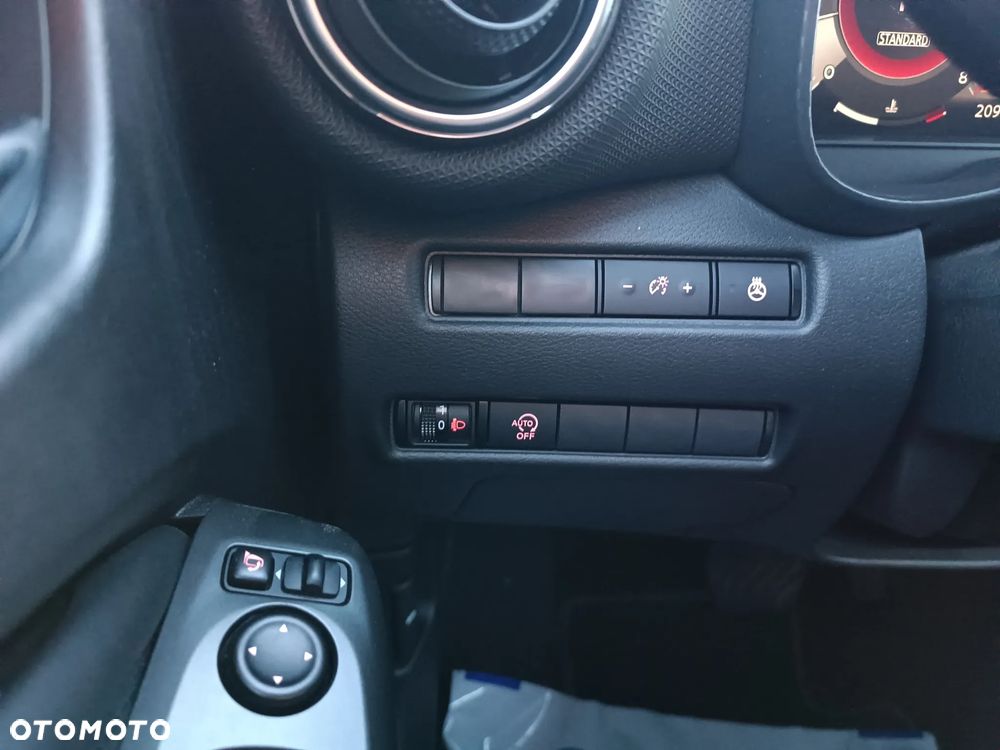 Nissan Juke 1.0 DIG-T N-Connecta DCT - 15