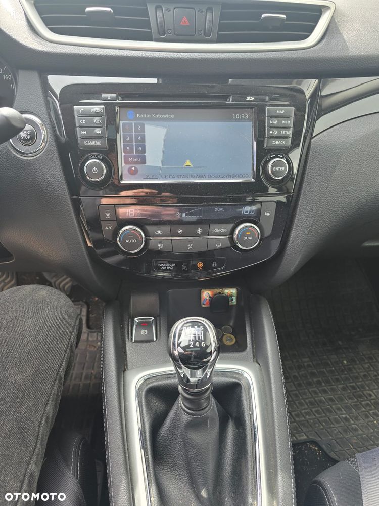 Nissan Qashqai 1.2 DIG-T N-Connecta EU6 - 10