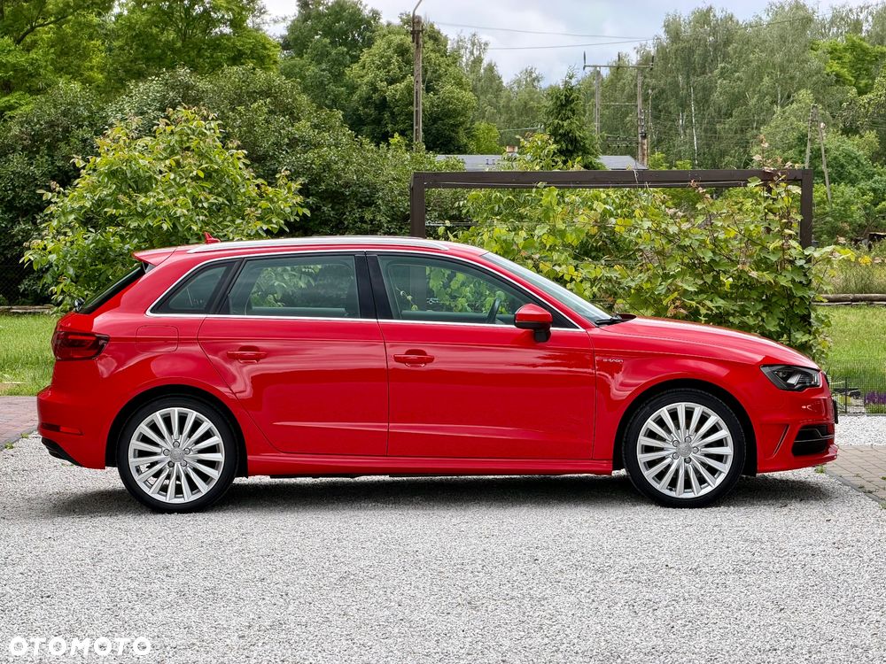 Audi A3 Sportback 1.4 TFSI E-tron Ambiente e-S tronic - 10