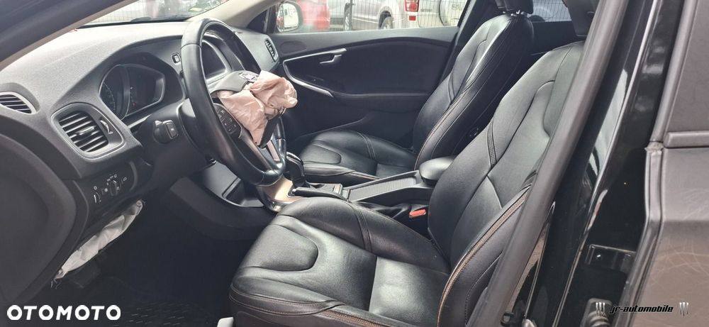 Volvo V40 Cross Country D4 Geartronic You - 10