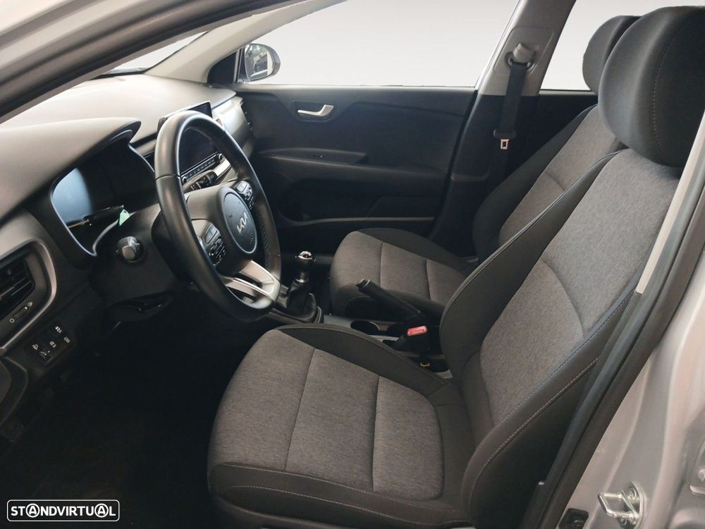 Kia Stonic 1.2 MPi Dynamic - 9