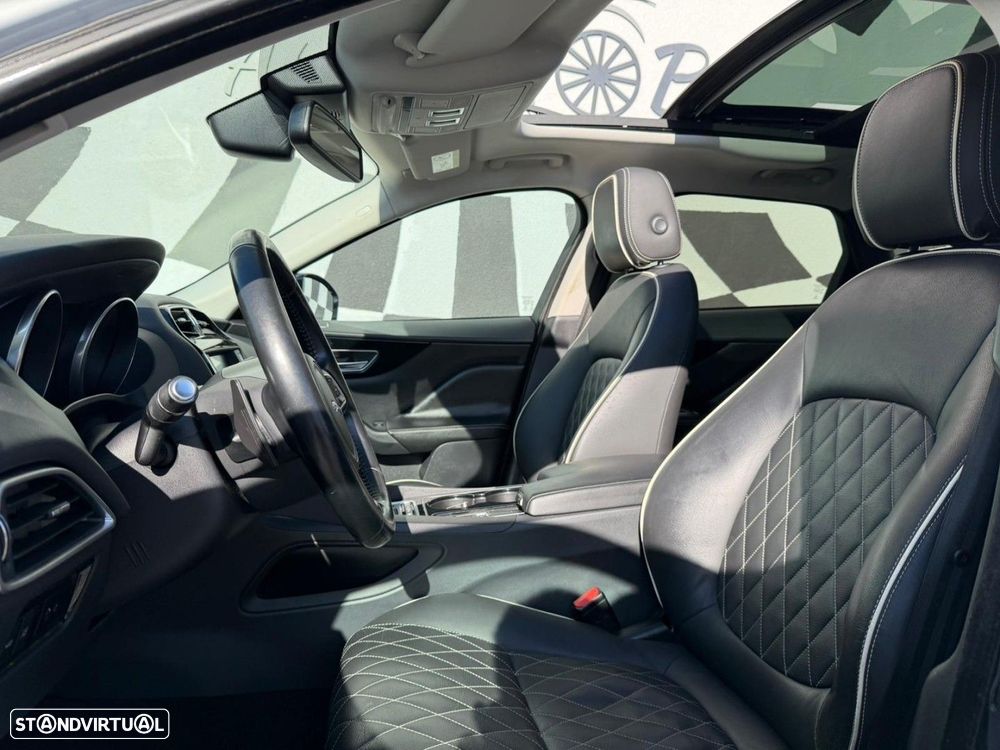Jaguar F-Pace 20d Aut. Pure - 6