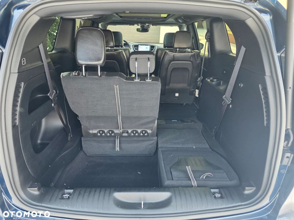 Chrysler Pacifica - 22