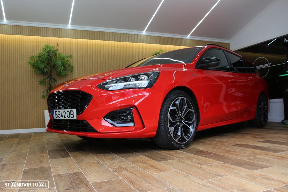 Ford Focus 1.0 EcoBoost S&S ST-LINE - 2