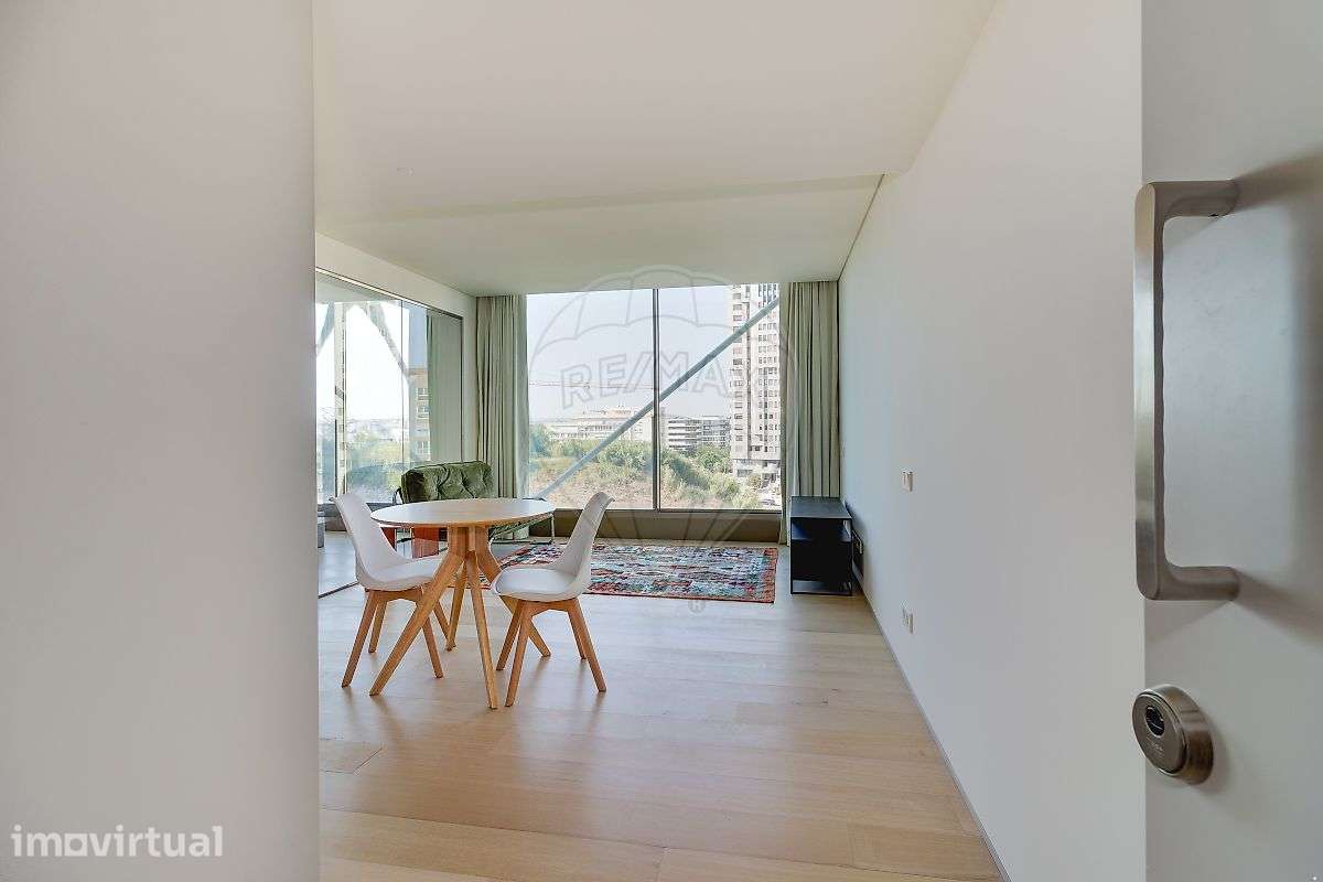 Apartamento T0 para arrendamento - Grande imagem: 2/26