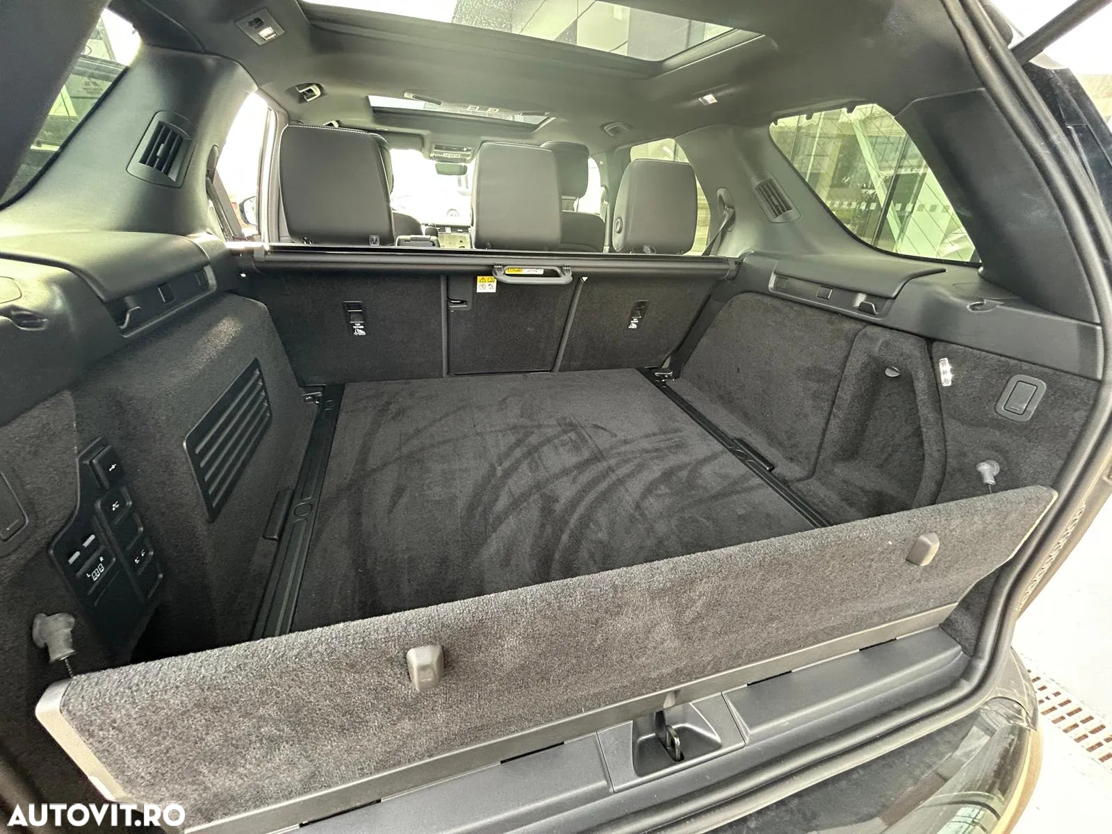 Land Rover Discovery - 10
