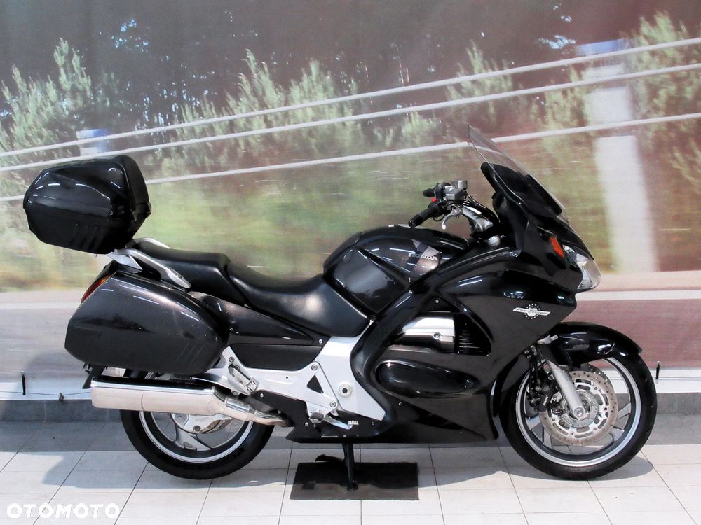 Honda ST - 4