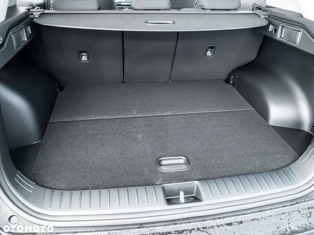 Kia Sportage 1.6 T-GDI HEV M 2WD - 18