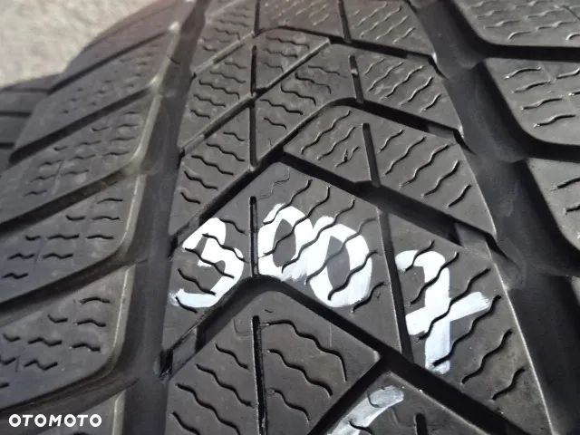235/35/R20 92W Pirelli Winter Sotto Zero 3 - 13