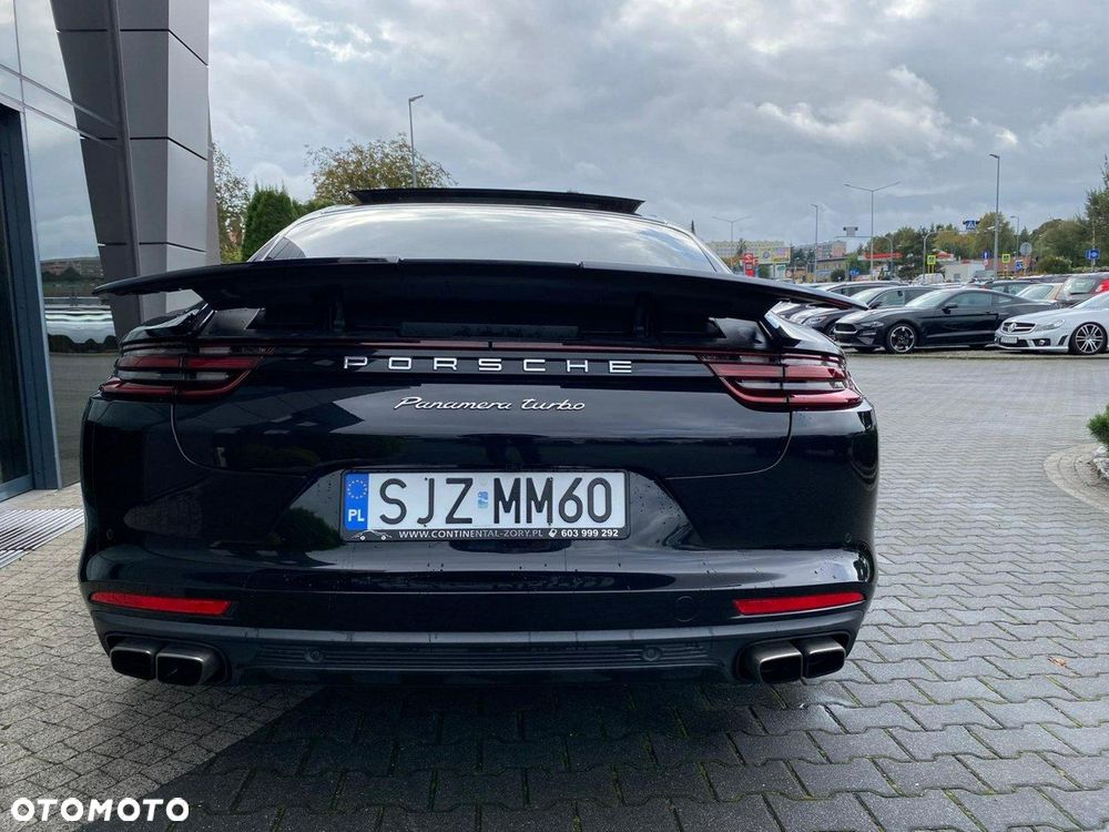 Porsche Panamera - 6