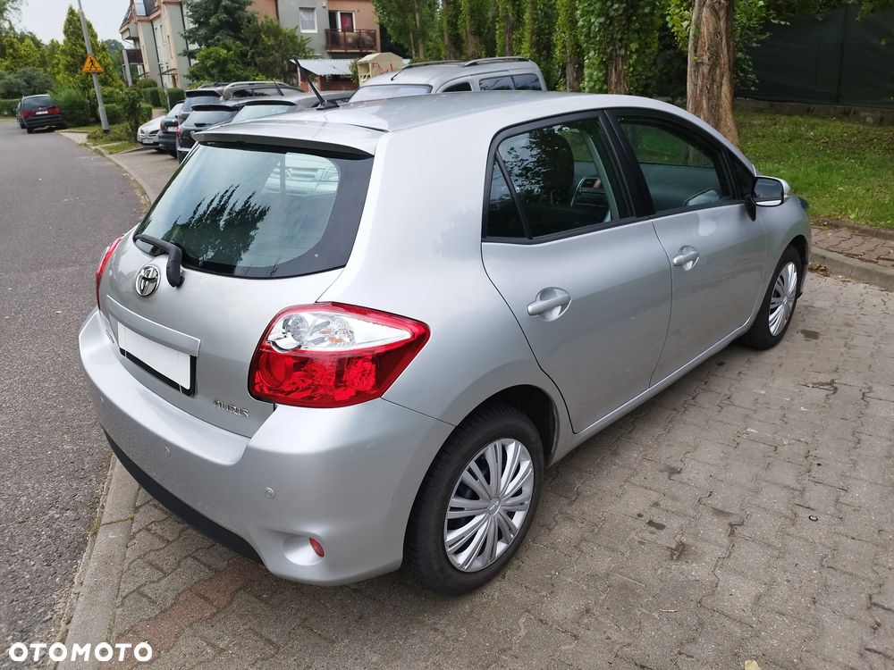 Toyota Auris 1.33 VVT-i Terra - 14