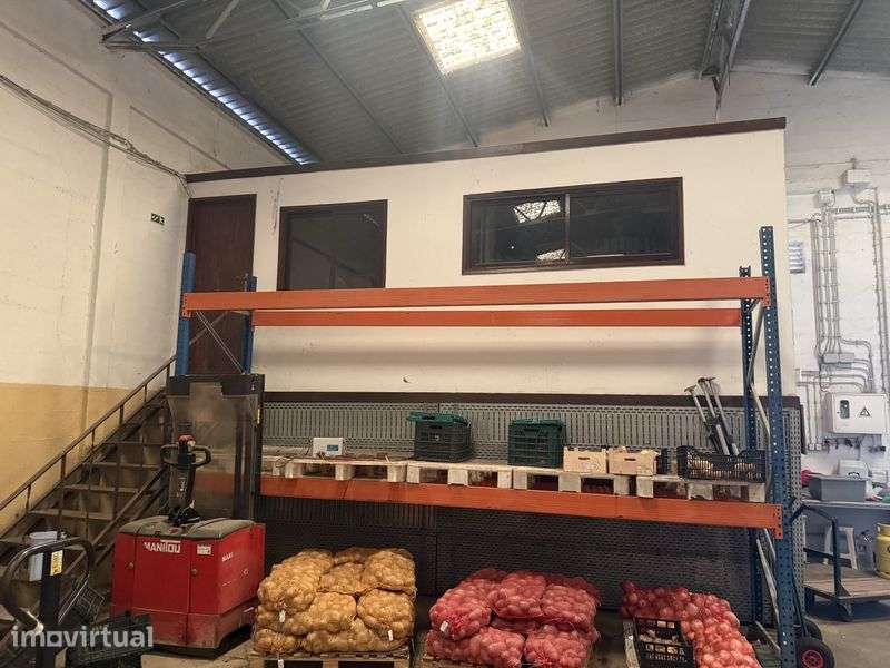 Armazem com 2 camaras de refrigeracao - Grande imagem: 4/8