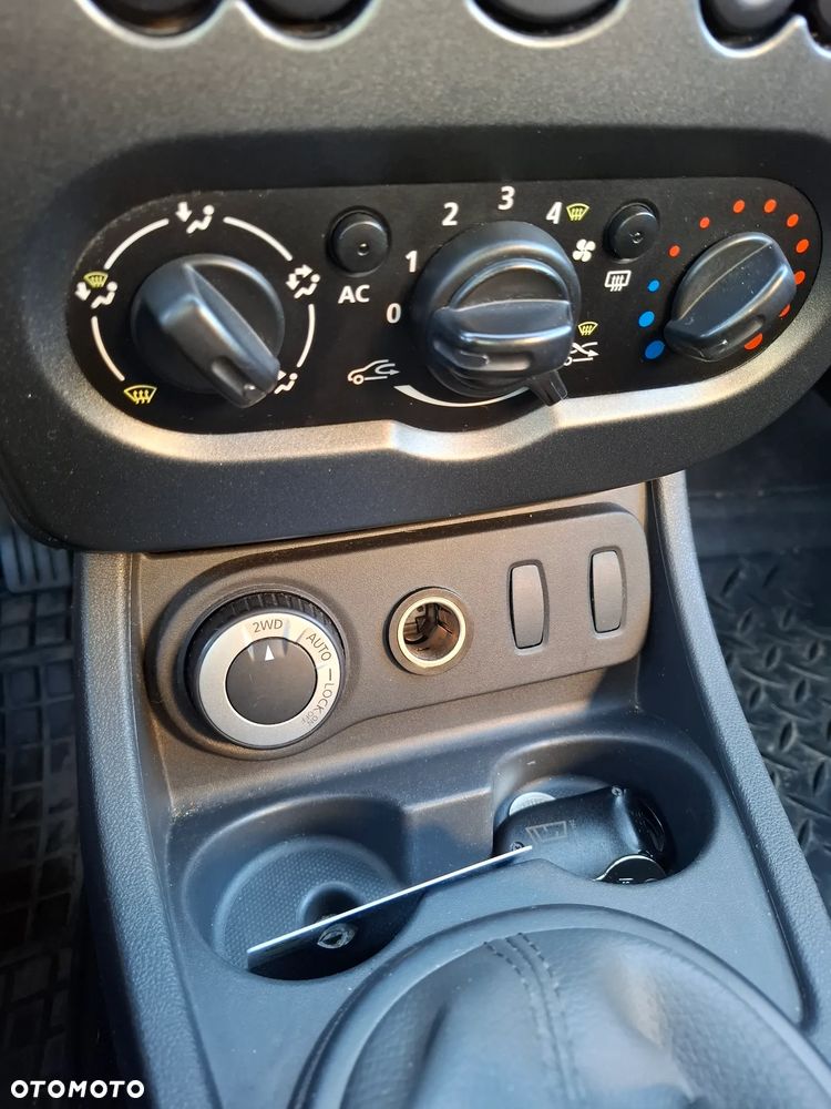 Dacia Duster 1.6 Ambiance 4x4 - 8