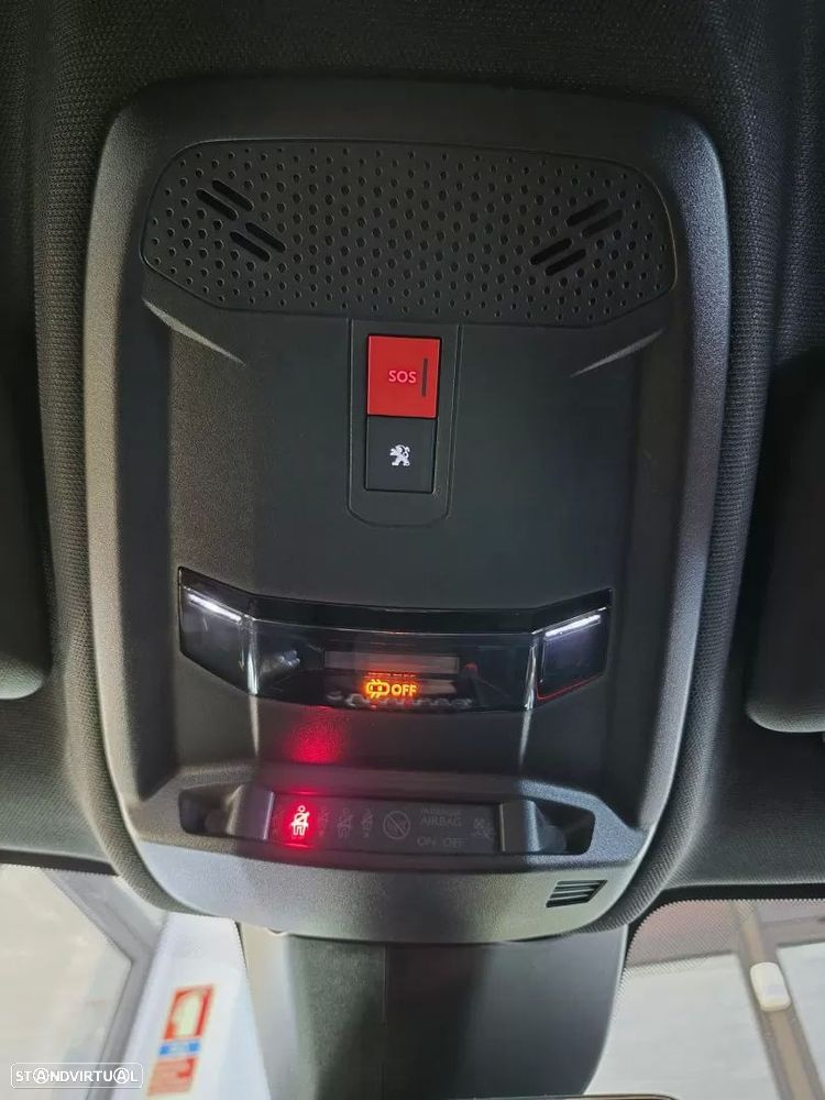 Peugeot e-208 50 kWh GT - 32