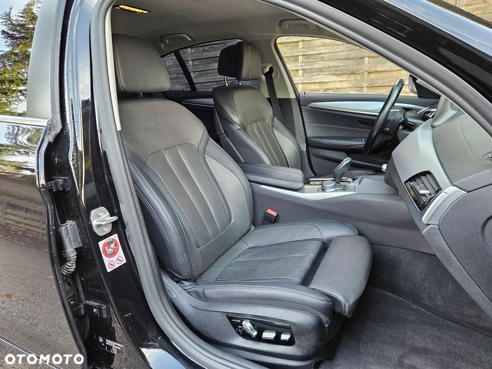 BMW Seria 5 520d xDrive - 8