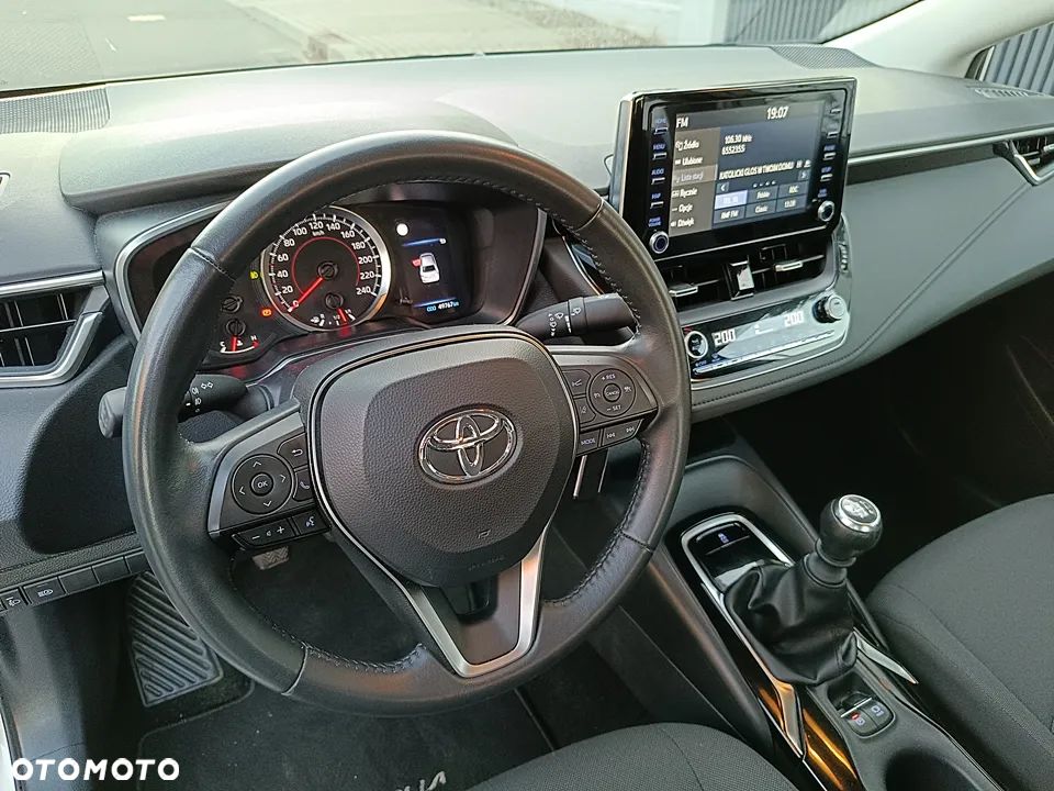 Toyota Corolla 1.5 Comfort - 18
