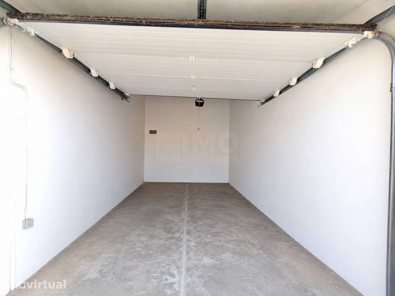 Garagem - Rua da Saudade - Covilhã - Grande imagem: 5/6
