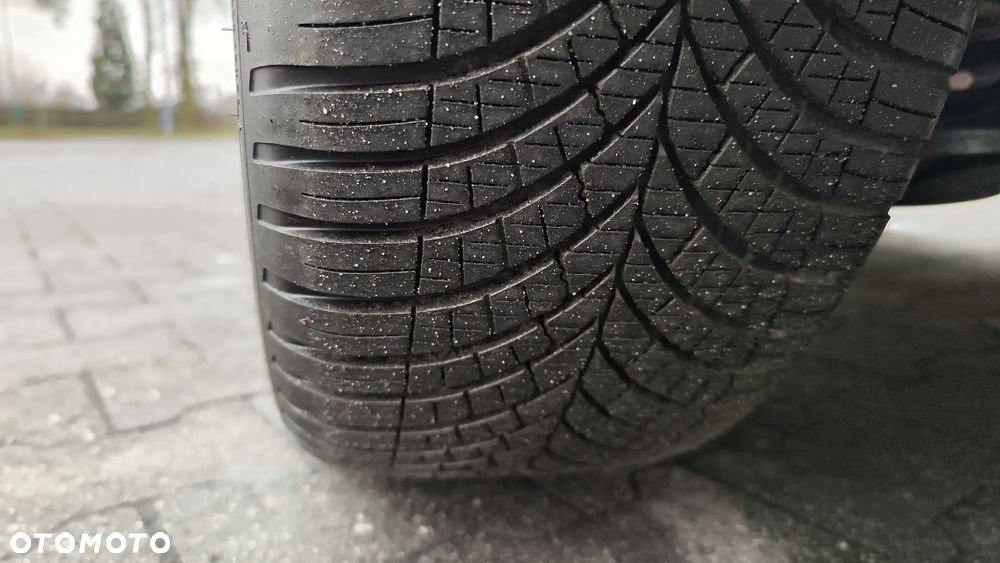 Ford Kuga 2.0 TDCi 4WD Titanium - 33