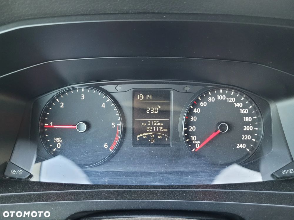 Volkswagen TRANSPORTER T6 - 18