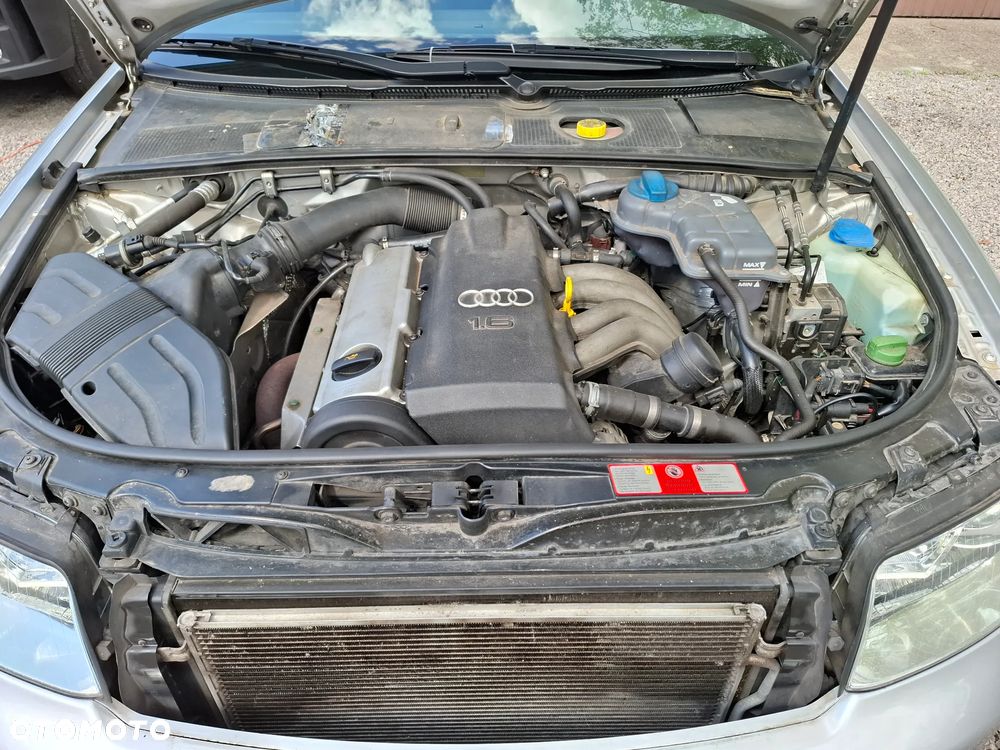 Audi A4 Limousine 1.6 - 19
