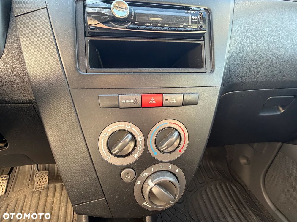 Daihatsu Cuore 1.0 - 7
