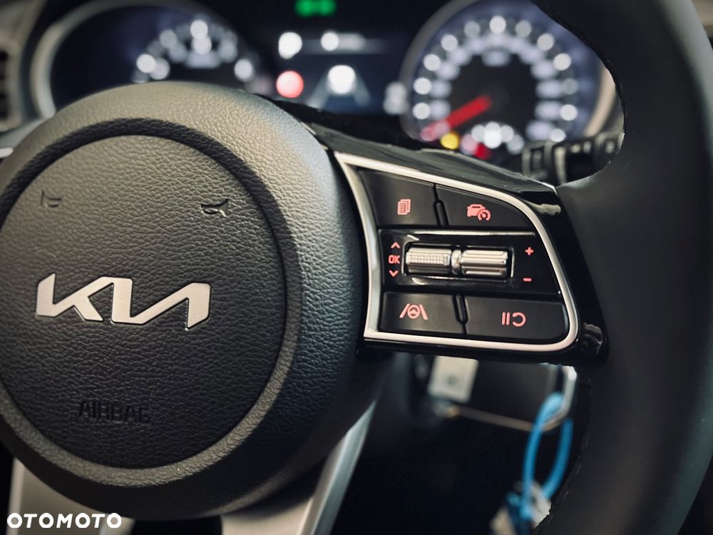 Kia XCeed 1.6 T-GDI M DCT - 16