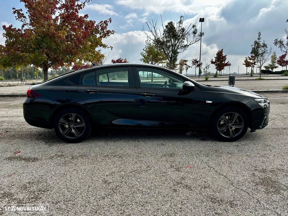 Opel Insignia Grand Sport - 2