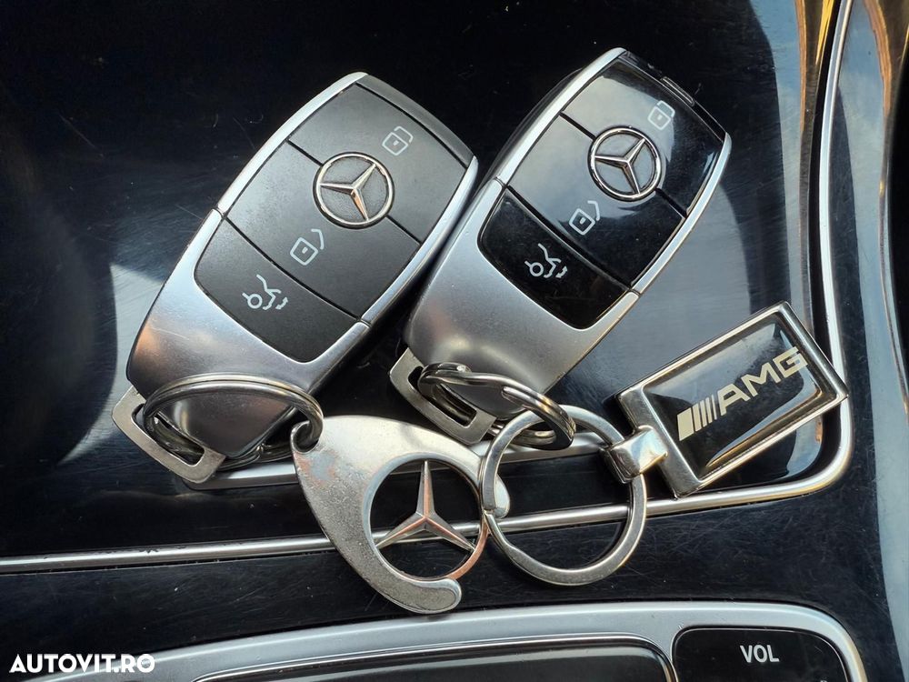 Mercedes-Benz GLC Coupe 300 d 4MATIC - 18