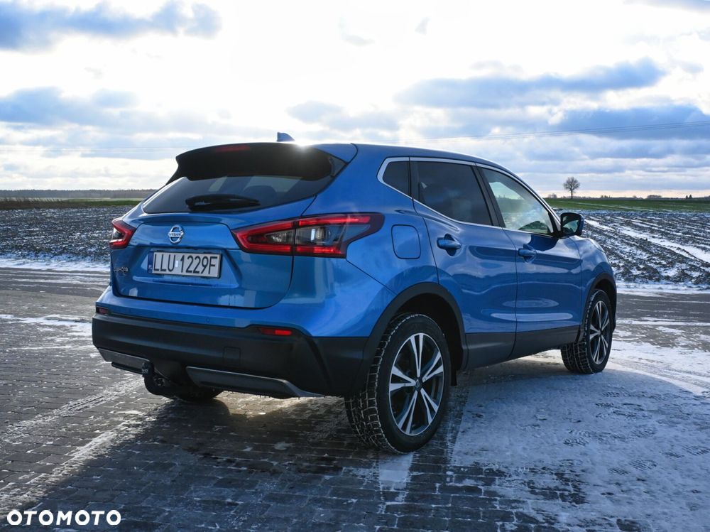 Nissan Qashqai 1.3 DIG-T N-CONNECTA - 2