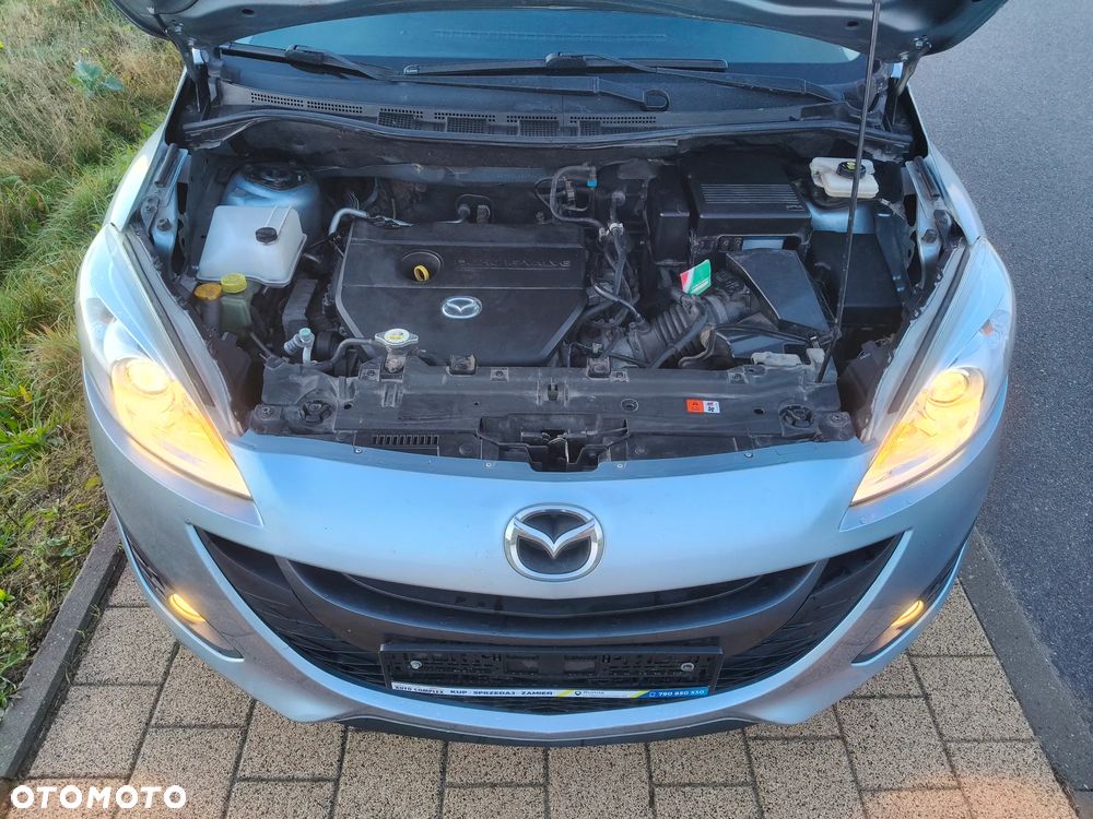 Mazda 5 - 16