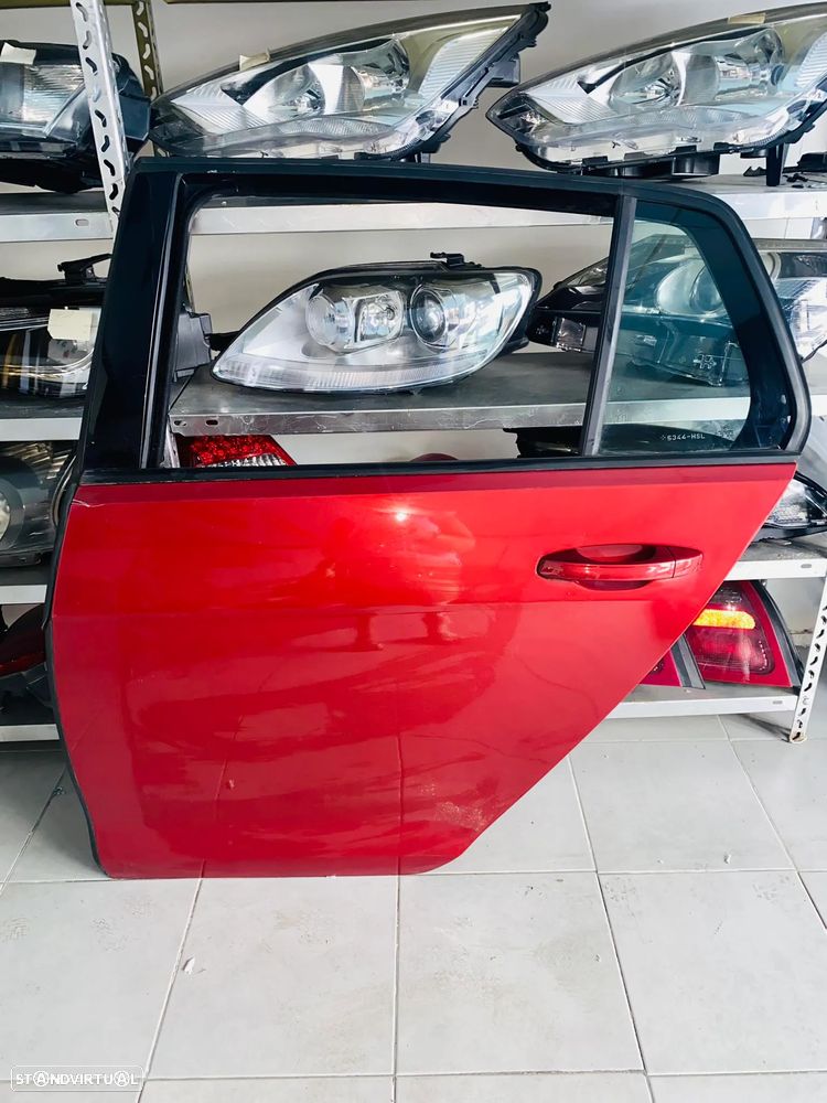 Porta Trás Esquerda Volkswagen Golf VII - 2012 / 2020 - 3