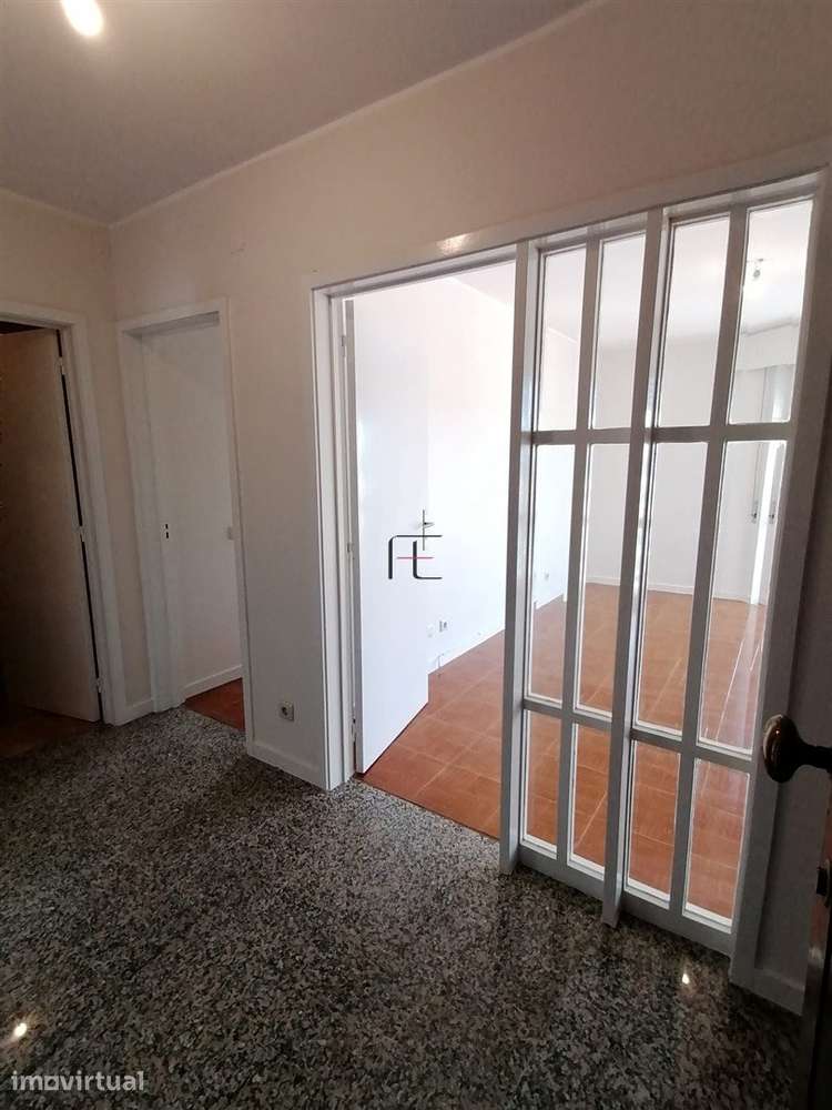 Apartamento T2 em Leça do Balio - Grande imagem: 5/12