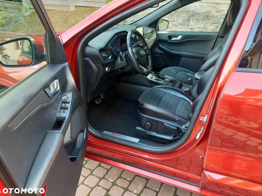 Ford Kuga 2.0 EcoBlue 4x4 ST-LINE X - 13
