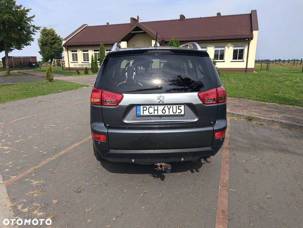 Peugeot 4007 - 6