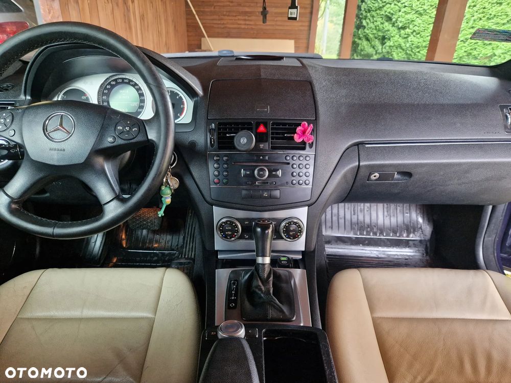 Mercedes-Benz Klasa C 350 CDI 4-Matic Elegance - 12