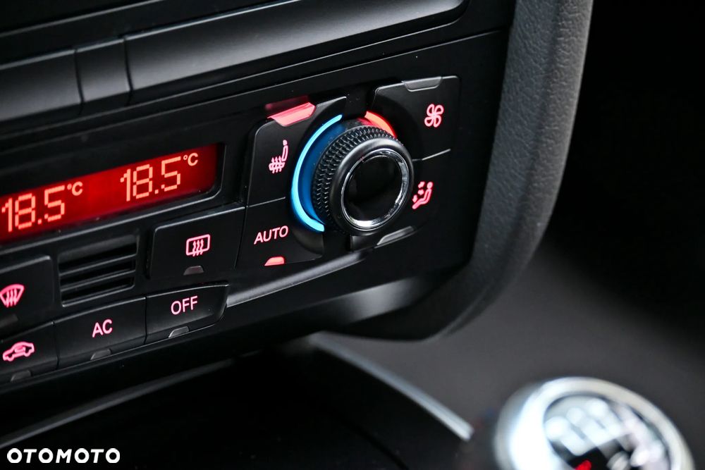 Audi A4 Avant 2.0 TDI DPF S line Sportpaket - 29