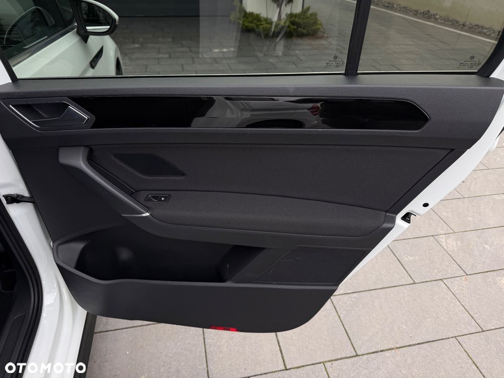 Volkswagen Touran 1.5 TSI ACT OPF DSG Highline - 34