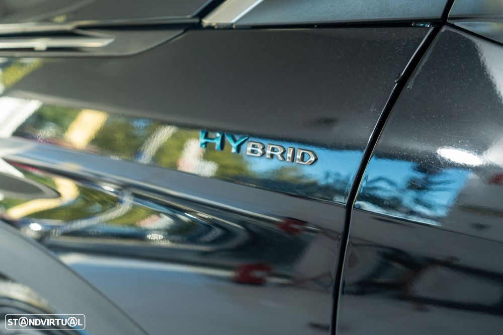 Peugeot 3008 1.6 Hybrid GT e-EAT8 - 36