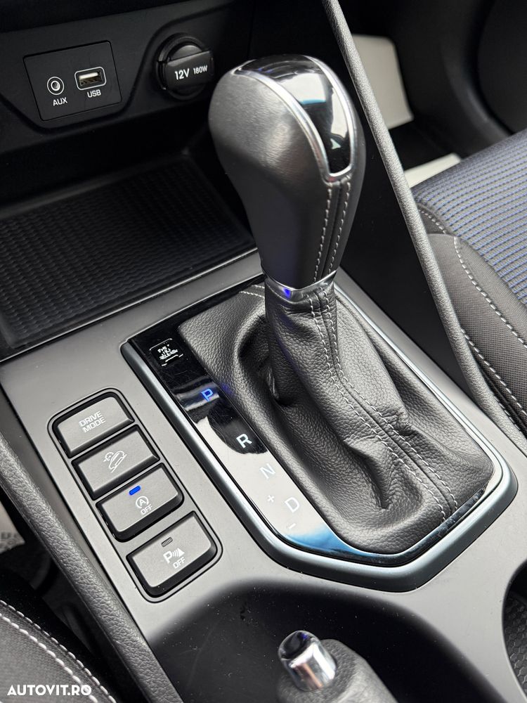 Hyundai Tucson blue 1.7 CRDi 2WD DCT Style - 13